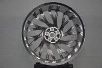 Jantes en alliage forgé ultra-légères 14 kg, série Racing, à rayons fendus, finition chromée pour voitures de course
