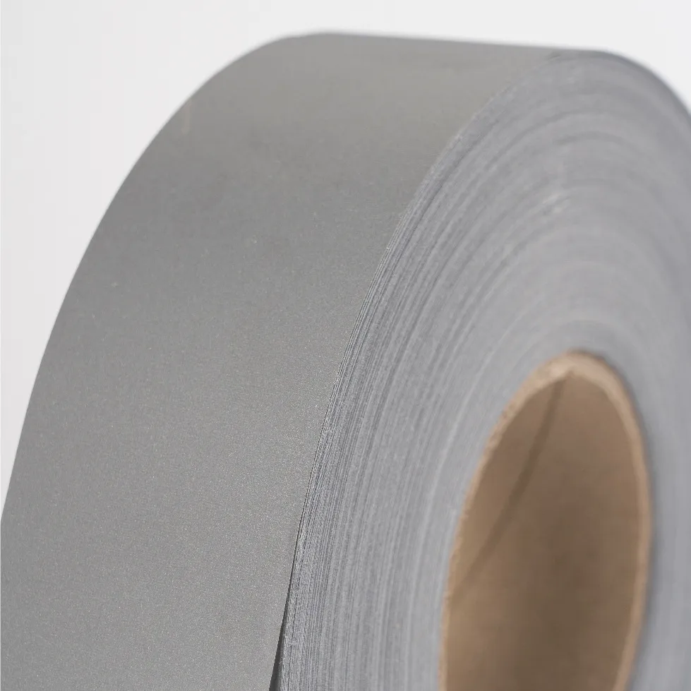 Hoge Kwaliteit Reflecterende Polyester Stof Hoge Zichtbaarheid 100 Meter Per Rol Zilver Reflecterende Tape Rollen Voor Kleding