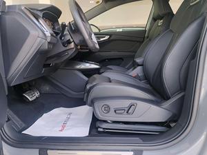 <span class=keywords><strong>Audi</strong></span> Q4 E-tron 40 SUV électrique d'occasion 2024, longue autonomie, véhicule électrique intelligent, prêt à l'exportation, gris sur noir - Product Image 4