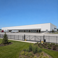 Entrepôt en structure métallique industrielle conforme à la norme EN 1090, atelier métallique préfabriqué durable, centre de logistique et de stockage
