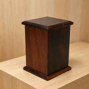 Urna Funeraria de Madera Hecha a Mano Personalizada de Alta Calidad para Mascotas, Urna Conmemorativa Moderna de Madera para Perros, Gatos y Otros Animales Adultos - Product Image 4