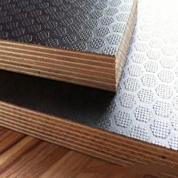 Commercio all'ingrosso esagono nero 1220*2440 12mm 18mm di pioppo di betulla forma del pannello del pannello di compensato rivestito di melamina plywoods