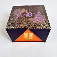Boîte cadeau en carton double ouverture de luxe, logo personnalisé, finition mate, fermeture magnétique, matériaux recyclés, emballage de conception nouvelle