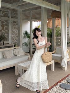Robe longue en dentelle pour femme, style estival, haut <span class=keywords><strong>de</strong></span> gamme, broderie élégante, idéale pour les vacances à la plage - Product Image 4