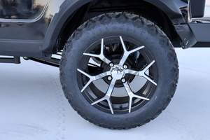 Voiture de golf électrique 4x4 homologuée pour la route, 6 places, équipée de roues en alliage d'aluminium, pour les zones panoramiques, les communautés résidentielles - Product Image 6