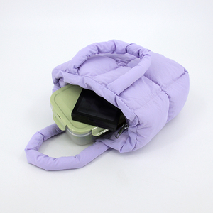 กระเป๋าสะพายไหล่ของผู้หญิงกระเป๋าถือไนลอนกันน้ำความจุขนาดใหญ่อินเทรนด์โลโก้ได้ตามต้องการ - Product Image 5