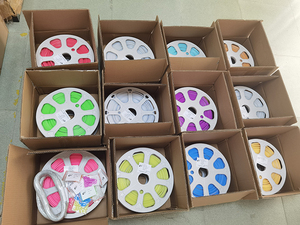 Striscia blu 6*12mm <span class=keywords><strong>LED</strong></span> <span class=keywords><strong>Neon</strong></span> 5 metri/roll Dome illuminazione decorativa IP65 striscia di Silicone IP65 <span class=keywords><strong>LED</strong></span> <span class=keywords><strong>Neon</strong></span> Flex genere luci al <span class=keywords><strong>Neon</strong></span> - Product Image 6