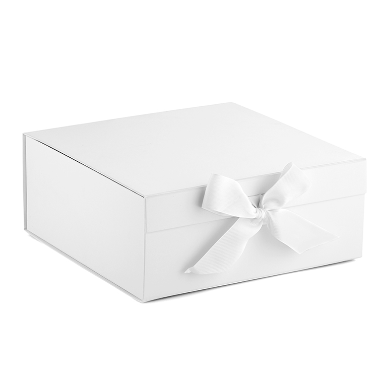Custom Logo Luxury Black Folding Rigid Cardboard Paper Packaging Magnetic Closure Ribbon Gift Box