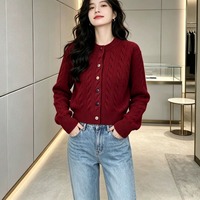 Nouvelle Collection Automne Hiver 2026 – Cardigan Court en Maille Torsadée pour Femme, Col Rond, Boutons Colorés, Taille Unique, Coupe Décontractée, Idéal au Quotidien
