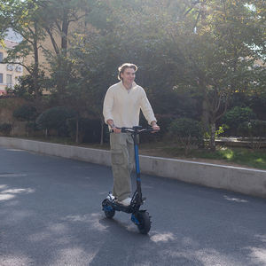 Trottinette Électrique Professionnelle KOOLUX U1PRO 2026 à Prix Abordable, Tout-Terrain, en Alliage d'Aluminium, Amovible, Pliable, Étanche, Autonomie 60-70KM - Product Image 2