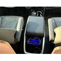 Véhicule d'affaires pour Iveco Maxus Hiace Auto Parts Upgrade Boîte de rangement pour accoudoir modifié
