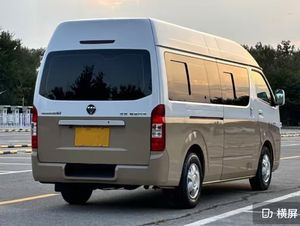 Foton View G7 d'<span class=keywords><strong>occasion</strong></span>, version voyage d'affaires, modèle 2021, moteur essence 2.4L, transmission manuelle, minibus - Product Image 3