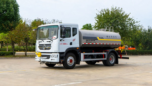 Camion pulvérisateur multifonctionnel Dongfeng 4x2 de 12 000 L avec moteur diesel pour pulvérisation de pesticides et travaux de jardinage – Vente directe fabricant - Product Image 2
