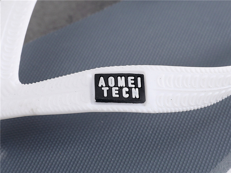 Rubber Flip Flops Non-slip Personality Clamp Beach Summer Flip-Flops Slippers for Men