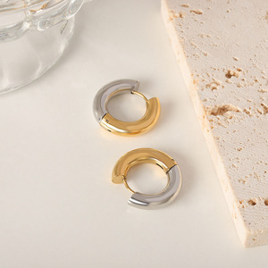 MICCI 18k oro placcato in acciaio inox grosso piccolo grande cerchio enorme Huggie <span class=keywords><strong>Clip</strong></span> <span class=keywords><strong>a</strong></span> cerchio orecchino per le donne - Product Image 5