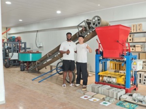 Máy khối bán tự động 4-35 mô hình với động cơ rung máy khối bê tông công suất cao - Product Image 6