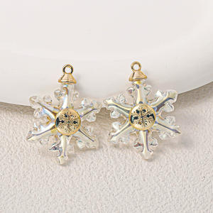 Nouveau pendentif en alliage de neige transparent bricolage Six Points accessoires étoiles en gros - Product Image 2