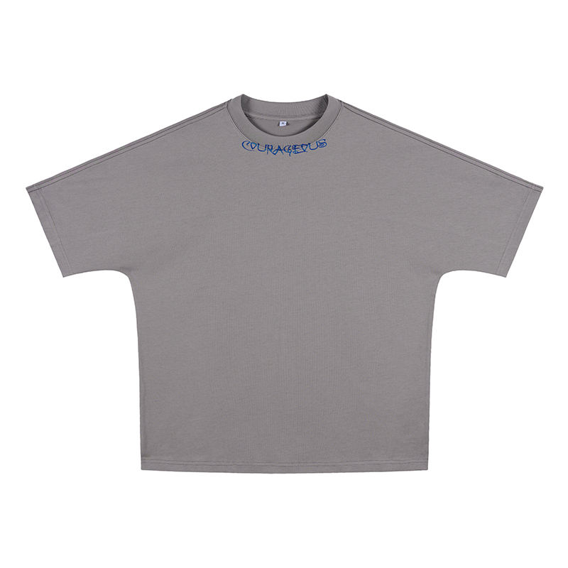 สีเทาเข้ม