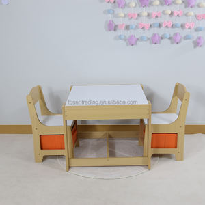 Mesa infantil moderna y juego de dos sillas con tablero de doble cara y contenedor de almacenamiento, escritorio de actividades de madera para niños - Blanco - Product Image 3