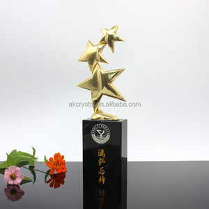 Venta al por mayor estrella trofeo oro <span class=keywords><strong>Oscar</strong></span> De trofeo de Metal <span class=keywords><strong>Oscar</strong></span> taza de trofeo de los premios figura <span class=keywords><strong>Oscar</strong></span> - Product Image 1