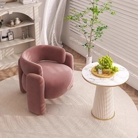 Canapé simple moderne en velours crème et table basse assortie pour hôtels et salons de beauté, idéal pour les espaces d'attente commerciaux