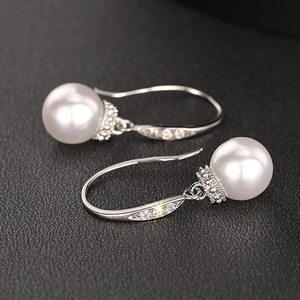 Eleganti Orecchini Pendenti con Perle Finte, Orecchini Chic di Lusso Leggero alla Moda per Donne - Product Image 4