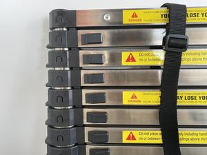 Escalera Telescópica Moderna de Acero Inoxidable de Alta Resistencia con Bloqueo de Seguridad, Escalera Plegable Portátil de <span class=keywords><strong>13</strong></span> Peldaños, Ahorra Espacio en el Apartamento - Product Image 5