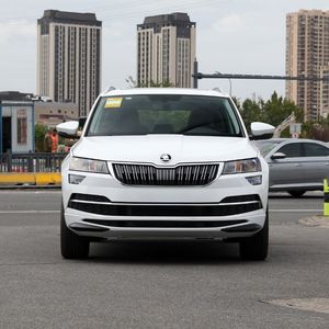Hubei Yitong Skoda <span class=keywords><strong>Karoq</strong></span> Usata 2023 Russia 2024 TSI280 Guida a Sinistra Cinese in Stock SUV a Benzina - Product Image 3