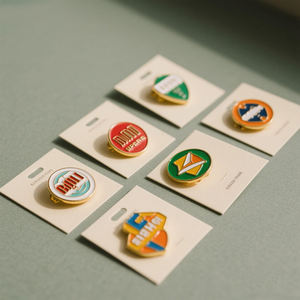 Logo perusahaan kustom hadiah pakaian lencana Magnet logam produsen kustom Pin kerah Enamel keras untuk pakaian - Product Image 2