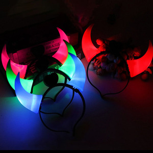 Diadema <span class=keywords><strong>con</strong></span> <span class=keywords><strong>Cuernos</strong></span> <span class=keywords><strong>de</strong></span> <span class=keywords><strong>Diablo</strong></span> LED Rojos Luminosos, Promocional al por Mayor, Marca Madeshine, <span class=keywords><strong>con</strong></span> Batería AA, Modelo para Año Nuevo y Halloween - Product Image 6