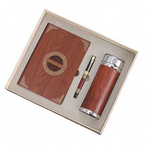 Ensemble cadeau de luxe pour bureau : thermos, carnet avec couverture en bois et stylo - Product Image 1