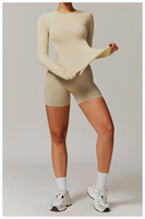 Ensemble de yoga sans couture trois pièces, tenue de sport décontractée à séchage rapide pour la course et le fitness, motif uni, vêtements ajustés à la taille