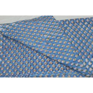 Tela de Algodón Suave con Diseño Floral Estampado a Mano en Azul para Ropa de Verano, Tela Africana Hecha a Mano para Confección de Vestidos por Metro - Product Image 3