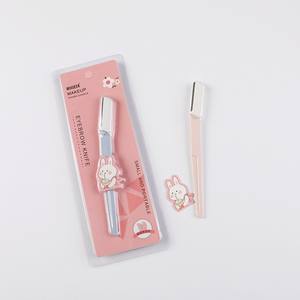 Mini lames de <span class=keywords><strong>rasoir</strong></span> à sourcils en plastique pour femmes Outil de dermaplanage à pointe pointue pour la coupe polyvalente du <span class=keywords><strong>visage</strong></span> et le toilettage au rasage - Product Image 1