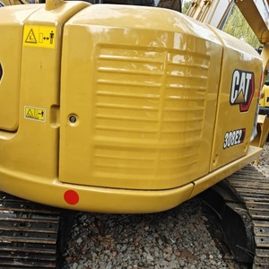 Mini-excavatrice sur chenilles d'occasion Cat 308 de haute qualité pour petits projets domestiques - Product Image 1