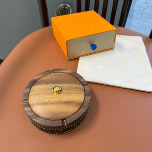 Cendrier de salon sans fumée en bois de noyer, forme ronde de luxe, style américain, grande taille pour la maison - Product Image 2