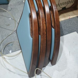 Sofá de espera tapizado de tres plazas Ke Ming con reposabrazos para áreas públicas de hospitales - Product Image 4