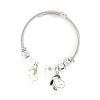 HS123 Bracelet tendance Snoopy en acier inoxydable, ajustable, avec breloques en forme d'os, cadeau pour étudiante, bracelet argenté pour femme