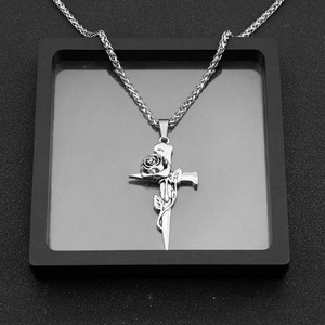 2026 New Simple Niche Design Rose Cross Pendant Necklace Fashion Light Luxury Silver Plated Unisex's Necklaces Wholesale Jewelry - Product Image 5