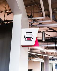 Brandneues Wegweiser-Toilettenschild Modell Beleuchtetes Wasserbeständiges Interaktives Einzelhandelsschild für Einkaufszentren - Product Image 5