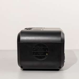 Sistema de Almacenamiento de Energía Portátil Runck de 600W para Uso en Interiores y Exteriores, con Inversor de Onda Sinusoidal Pura, Compatible con Autocaravanas/Autos, Salida de 220V/110V - Product Image 3