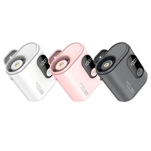 4-in-1 Handventilator mit 100 Geschwindigkeitsstufen, LED-Anzeige, Taschenlampe, Abnehmbarem Clip und 3000mAh Akku für Auto und Outdoor-Nutzung - Product Image 1