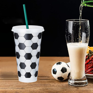 Gobelets <span class=keywords><strong>de</strong></span> football en plastique PAFU en vrac, réutilisables, avec couvercle et paille, cadeaux sportifs <span class=keywords><strong>pour</strong></span> entraîneur, fans, hommes, femmes, équipes <span class=keywords><strong>de</strong></span> football, cadeaux <span class=keywords><strong>de</strong></span> fête - Product Image 3