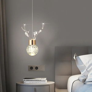 โคมไฟคริสตัลทรงเขากวางสไตล์โมเดิร์นมินิมอล พร้อมฉากหลังท้องฟ้าเต็มดาวสุดอินเทรนด์ เหมาะสำหรับตกแต่งผนังหน้าต่าง วิลล่า และโคมไฟห้อยข้างเตียง ใช้ไฟ AC - Product Image 3