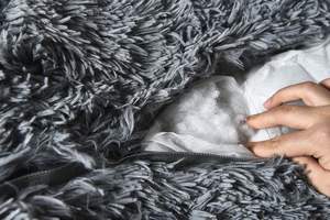 Cama grande de lujo para perros, venta al por mayor, fabricada en Europa, tela de felpa larga suave, cama acogedora antiansiedad para mascotas con cubierta extraíble - Product Image 5