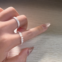 925 Sterling Silber Crushed Bead Natürliche Süßwasserperle Stapelbarer Ring Unregelmäßiger Strukturierter Bandring Täglicher Schmuck