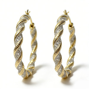 Orecchini a Spirale Bicolore per Donne, Gioielli Chic in Metallo Texturizzato - Product Image 2