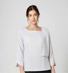 Blazer Casual de Verano para Mujer, Personalizado OEM ODM, Cuello Cuadrado, Top Blanco, Pantalones Negros - Product Image 6