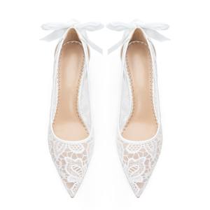 Chaussures en <span class=keywords><strong>dentelle</strong></span> pour femmes transfrontalières Bouche peu profonde Pointu Creux Élégant Chaussures de <span class=keywords><strong>mariage</strong></span> Arc Commerce extérieur Talons de grande taille - Product Image 6