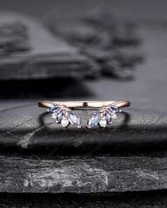 Anillo de boda de racimo de Alejandrita Marquesa de Plata de Ley 925, banda de compromiso chapada en oro rosa de 14 quilates, anillo de banda a juego Curvo - Product Image 6